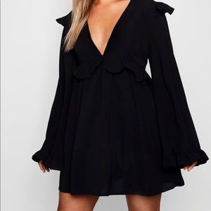 NWT Boohoo Black Plus Plunge Skater Dress Sz.20